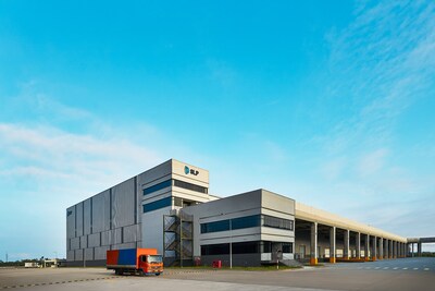 SLP Park Xuyen A in Ho Chi Minh City’s Northwest offers Grade A logistics facilities with prime access to key transport routes, ideal for FMCG, e-commerce, and 3PL companies (PRNewsfoto/SLP Vietnam)